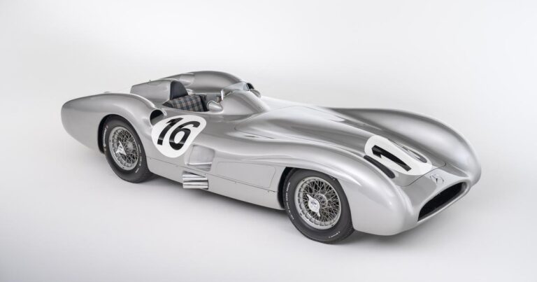 Fangio’s Mercedes F1 is valued at almost 50 million euros